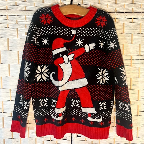 Kungfu Dabbing Santa Sweater - Picture 4 of 6